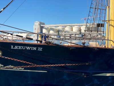 Leeuwin arrives at Geraldton Port 